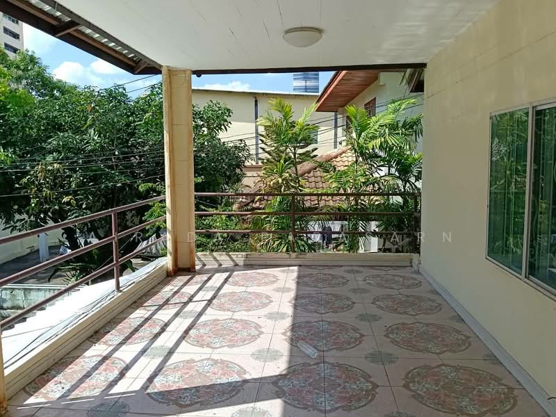 Baan Trachu Niwet, Soi Borommaratchachonnani 17, Bangkok, Arun Amarin, Bangkok Noi, Bangkok, 3 Bedrooms, 200 sqm, Single Detached House For Rent, by Airada Parasarn, 500399740 - DDproperty.com
