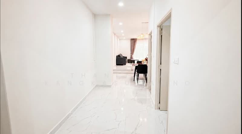 TH32010 ทาวน์เฮ้าส์ หมู่บ้านเสนาวิลล่า 4, Bangkok, Sam Wa Tawan Tok, Khlong Sam Wa, Bangkok, 2 Bedrooms, 72 sqm, Townhouse For Sale, by Thanitcha Kangkasuwanno, 500399744 - DDproperty.com