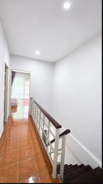 TH32010 ทาวน์เฮ้าส์ หมู่บ้านเสนาวิลล่า 4, Bangkok, Sam Wa Tawan Tok, Khlong Sam Wa, Bangkok, 2 Bedrooms, 72 sqm, Townhouse For Sale, by Thanitcha Kangkasuwanno, 500399744 - DDproperty.com
