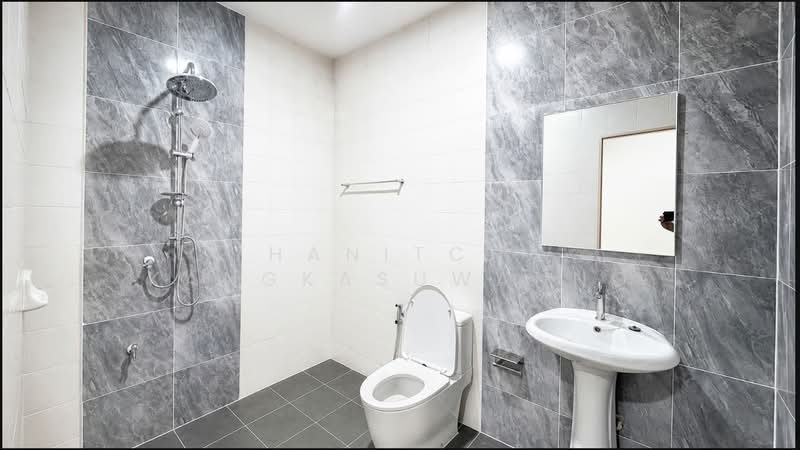 TH32010 ทาวน์เฮ้าส์ หมู่บ้านเสนาวิลล่า 4, Bangkok, Sam Wa Tawan Tok, Khlong Sam Wa, Bangkok, 2 Bedrooms, 72 sqm, Townhouse For Sale, by Thanitcha Kangkasuwanno, 500399744 - DDproperty.com