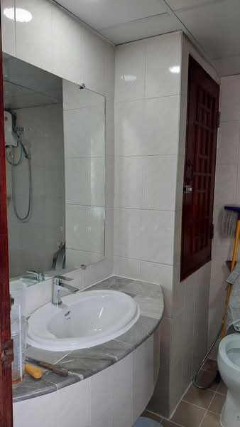 Merlin Tower, Bangkok, Soi Narathiwat 14 Sathon Road, Thung Wat Don, Sathon, Bangkok, 1 Bedroom, 40 sqm, Condo For Rent, by รพีพร แซ่อึ้ง, 500399764 - DDproperty.com
