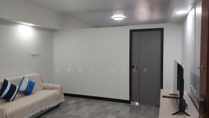 Merlin Tower : เมอร์ลินทาวเวอร์, กรุงเทพ, ซอยนราธิวาสราชนครินทร์ 14, ทุ่งวัดดอน, สาทร, กรุงเทพ, 40 ตร.ม., คอนโด ให้เช่า, โดย รพีพร แซ่อึ้ง, 500399764 - DDproperty.com