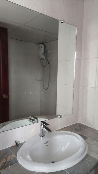 Merlin Tower, Bangkok, Soi Narathiwat 14 Sathon Road, Thung Wat Don, Sathon, Bangkok, 1 Bedroom, 40 sqm, Condo For Rent, by รพีพร แซ่อึ้ง, 500399764 - DDproperty.com