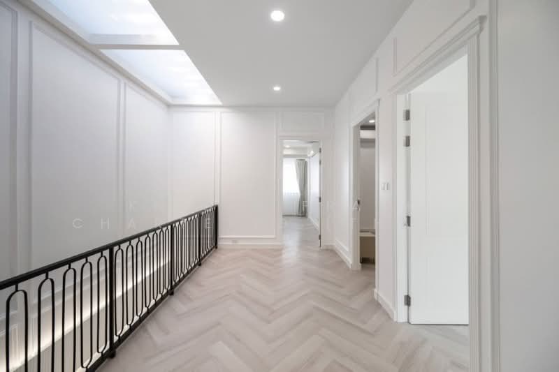 Townhouse in Pridi 42, Bangkok, Khlong Tan Nua, Watthana, Bangkok, 4 Bedrooms, 250 sqm, Townhouse For Rent, by Knight Frank Chartered (Thailand) Co.,Ltd, 500399768 - DDproperty.com