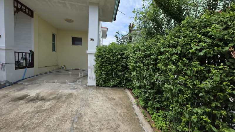 H31887 หมู่บ้านปาริชาติ ลาดกระบัง, Bangkok, Lam Pla Tiew, Lat Krabang, Bangkok, 3 Bedrooms, 208 sqm, Single Detached House For Rent, by Thanitcha Kangkasuwanno, 500399772 - DDproperty.com