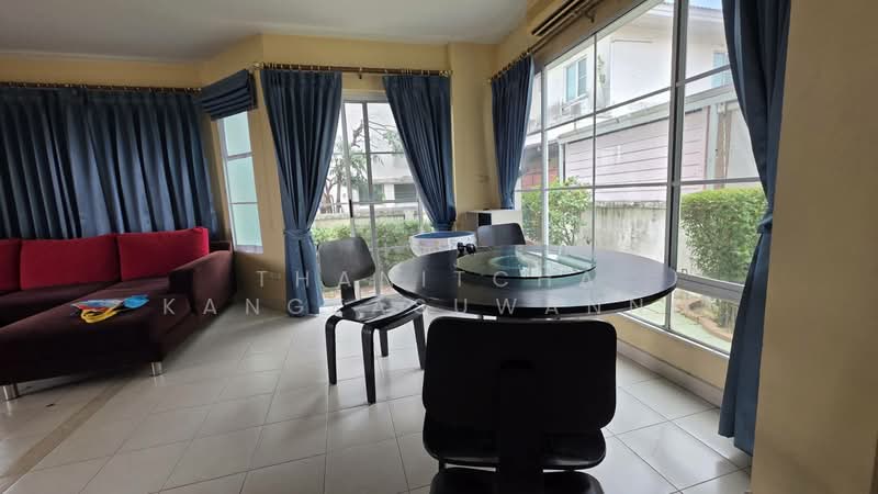 H31887 หมู่บ้านปาริชาติ ลาดกระบัง, Bangkok, Lam Pla Tiew, Lat Krabang, Bangkok, 3 Bedrooms, 208 sqm, Single Detached House For Rent, by Thanitcha Kangkasuwanno, 500399772 - DDproperty.com