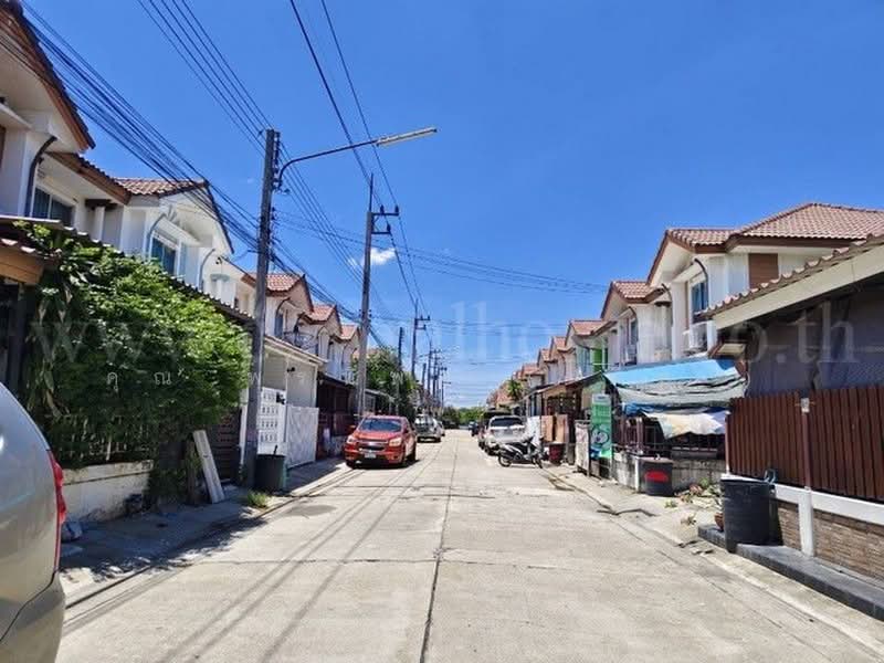 Pruksa Ville 10 Petchkasem-Phutthamonthon Sai 4 : พฤกษาวิลล์ 10 เพชรเกษม-พุทธมณฑลสาย 4, นครปฐม, ซอยกระทุ่มล้ม 19 ถนนพุทธมณฑล สาย 4, กระทุ่มล้ม, สามพราน, นครปฐม, 82 ตร.ม., ทาวน์เฮ้าส์ ขาย, โดย คุณ พรทิพย์ ( พีท ), 500399790 - DDproperty.com