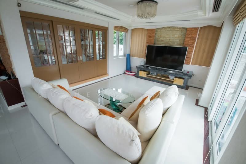 Luxury Mansion with Private Swimming Pool in the Rama 9 Area Prime location near The Nine Center and, Bangkok, พระราม 9, Hua Mak, Bang Kapi, Bangkok, 5 Bedrooms, 1,040 sqm, Single Detached House For Sale, by Connex Property, 500399807 - DDproperty.com
