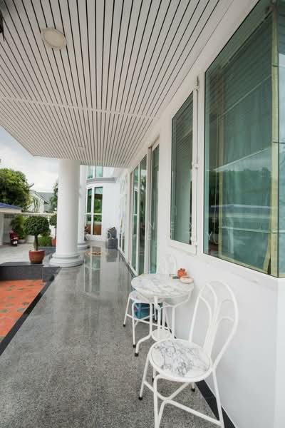 Luxury Mansion with Private Swimming Pool in the Rama 9 Area Prime location near The Nine Center and, Bangkok, พระราม 9, Hua Mak, Bang Kapi, Bangkok, 5 Bedrooms, 1,040 sqm, Single Detached House For Sale, by Connex Property, 500399807 - DDproperty.com
