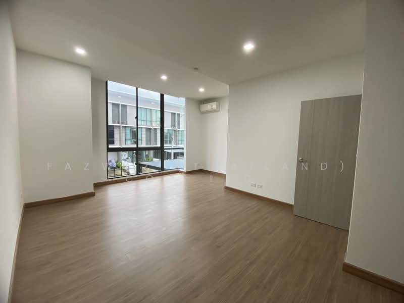 PATIO Ladkrabang-Motorway : พาทิโอ ลาดกระบัง-มอเตอร์เวย์, กรุงเทพ, ถ.หลวงแพ่ง, ทับยาว, ลาดกระบัง, กรุงเทพ, 161 ตร.ม., ทาวน์เฮ้าส์ ขาย, โดย Fazwaz (Thailand) Co., Ltd., 500399832 - DDproperty.com