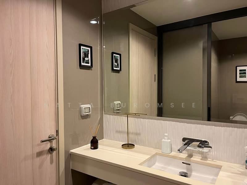 Rhythm Sukhumvit 42, Bangkok, Soi Sukhumvit 42, Sukhumvit Road, Phra Kanong, Khlong Toei, Bangkok, 1 Bedroom, 45 sqm, Condo For Sale, by Tongchompoo Pattanachaiwongkoon, 500399836 - DDproperty.com