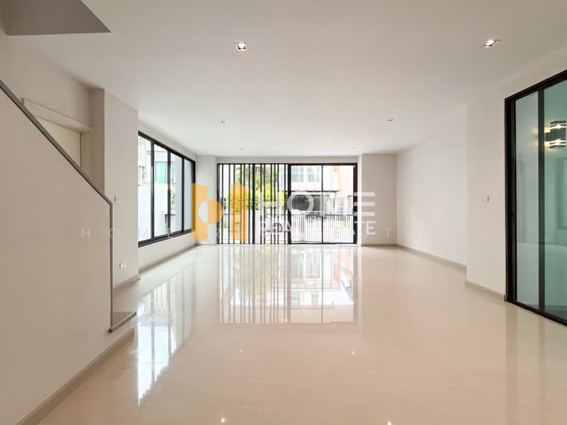 AQ ARBOR Suanluang Rama 9-Pattanakarn, Bangkok, Chaloem Phrakiat Rama 9 Road Soi 48, Dok Mai, Prawet, Bangkok, 3 Bedrooms, 297 sqm, Single Detached House For Sale, by HOME Real Estate Service, 500399842 - DDproperty.com