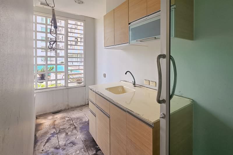 The Station Sathorn-Bangrak, Bangkok, 109 Chareonkrung 65 Road, Yan Nawa, Sathon, Bangkok, 1 Bedroom, 36 sqm, Condo For Sale, by คุณพีร์, 500399865 - DDproperty.com