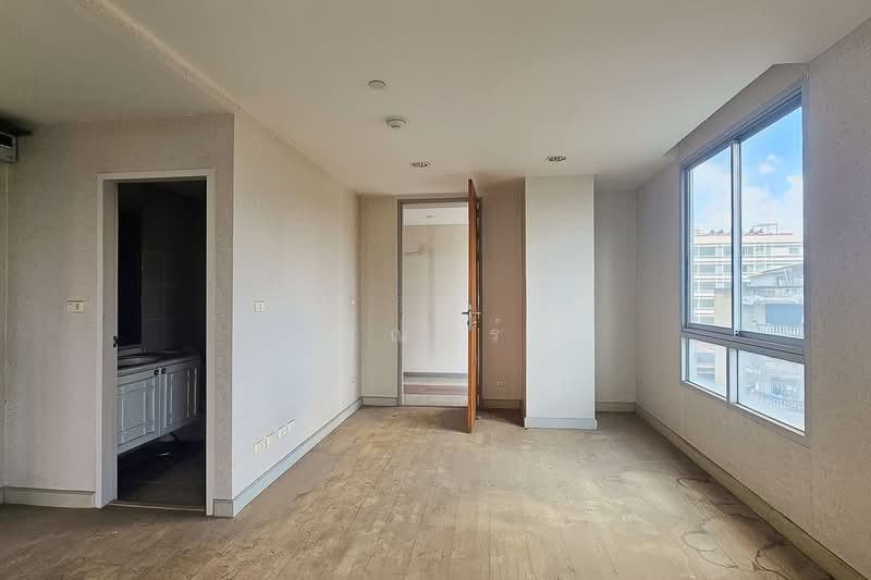 The Station Sathorn-Bangrak, Bangkok, 109 Chareonkrung 65 Road, Yan Nawa, Sathon, Bangkok, 1 Bedroom, 36 sqm, Condo For Sale, by คุณพีร์, 500399865 - DDproperty.com