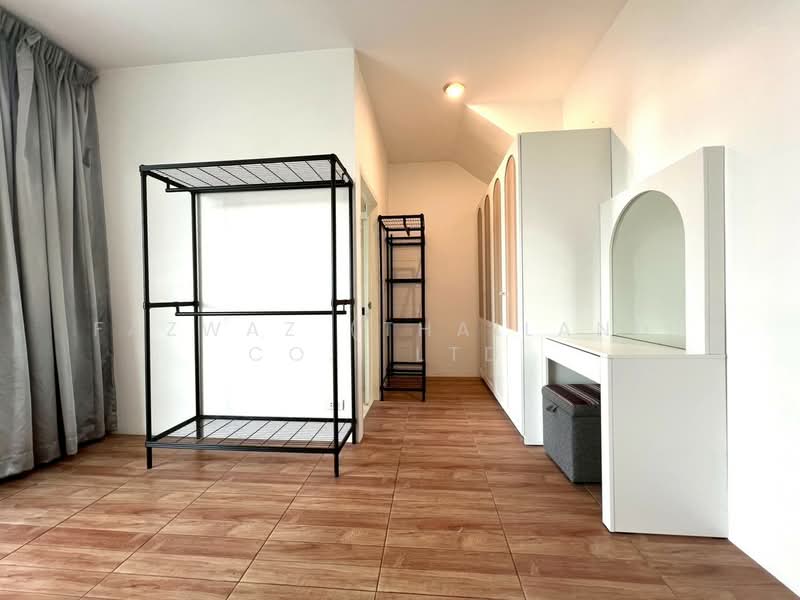 Baan Klang Muang Luzern Sukhumvit : บ้านกลางเมือง ลูเซิร์น สุขุมวิท (อ่อนนุช 46), กรุงเทพ, ถนนสุขุมวิท 77, สวนหลวง, กรุงเทพ, 220 ตร.ม., ทาวน์เฮ้าส์ ขาย, โดย Fazwaz (Thailand) Co., Ltd., 500399874 - DDproperty.com