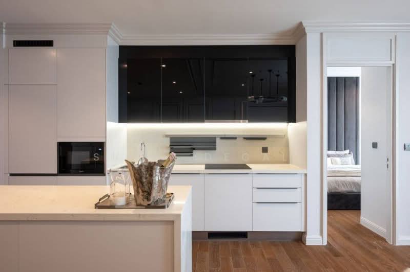 Muniq Langsuan, Bangkok, Soi Tonson, Lumphini, Pathum Wan, Bangkok, 3 Bedrooms, 123 sqm, Condo For Rent, by Simon Decalf, 500399890 - DDproperty.com
