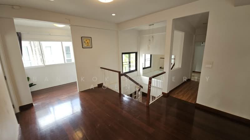 House in Ekkamai, Bangkok, Phra Kanong Nua, Watthana, Bangkok, 3 Bedrooms, 300 sqm, Single Detached House For Rent, by BANGKOK PROPERTY AGENTS, 500399901 - DDproperty.com