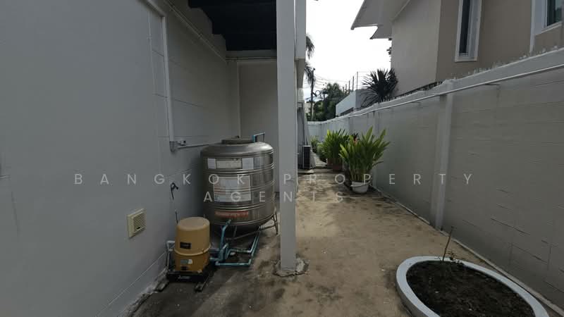 House in Ekkamai, กรุงเทพ, พระโขนงเหนือ, วัฒนา, กรุงเทพ, 300 ตร.ม., บ้านเดี่ยว ให้เช่า, โดย BANGKOK PROPERTY AGENTS, 500399901 - DDproperty.com