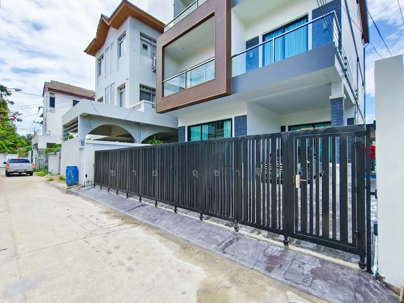บ้านเดี่ยว 3 ชั้น สุขุมวิท 65, กรุงเทพ, สุขุมวิท 65, พระโขนงเหนือ, วัฒนา, กรุงเทพ, 330 ตร.ม., บ้านเดี่ยว ให้เช่า, โดย สมชาย ฤชาจิรกิจ, 500399908 - DDproperty.com