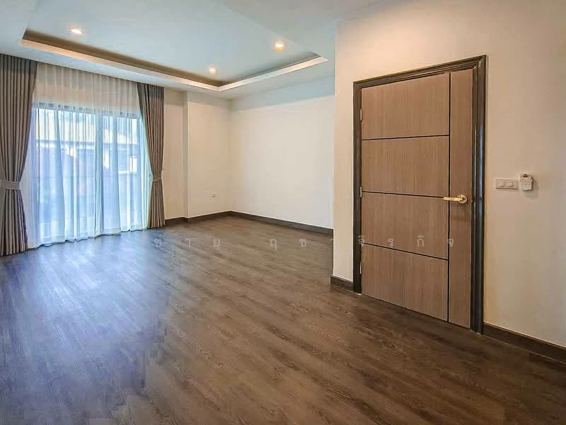 บ้านเดี่ยว 3 ชั้น สุขุมวิท 65, กรุงเทพ, สุขุมวิท 65, พระโขนงเหนือ, วัฒนา, กรุงเทพ, 330 ตร.ม., บ้านเดี่ยว ให้เช่า, โดย สมชาย ฤชาจิรกิจ, 500399908 - DDproperty.com