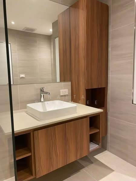 Liberty Park 2, Bangkok, 55 Soi Sukhumvit 11, Khlongtoei Nua, Watthana, Bangkok, 1 Bedroom, 101 sqm, Condo For Sale, by Natta Buromsee, 500399919 - DDproperty.com