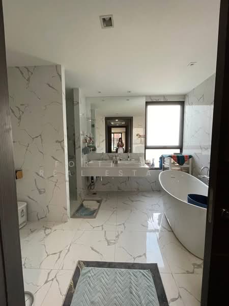 The Park Lane Sukhumvit 105-Lasalle 24, Bangkok, Sukhumvit 107 Lasalle Road, Bang Na, Bangkok, 4 Bedrooms, 350 sqm, Townhouse For Rent, by Forty-Six Real Estate Group, 500399921 - DDproperty.com