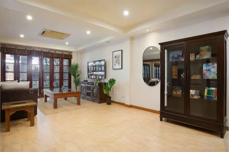 ทาวน์เฮาส์ สุขุมวิท 39, กรุงเทพ, คลองตันเหนือ, วัฒนา, กรุงเทพ, 440 ตร.ม., ทาวน์เฮ้าส์ ขาย, โดย Knight Frank Chartered (Thailand) Co.,Ltd, 500399981 - DDproperty.com