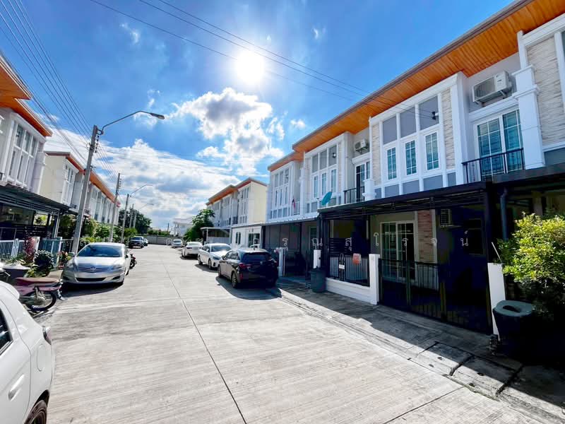 Golden Town Ramintra – Khubon, Bangkok, Soi Khubon 27, Tha Rang, Bang Khen, Bangkok, 3 Bedrooms, 65 sqm, Townhouse For Sale, by Suradej Arunsurosn, 500399983 - DDproperty.com