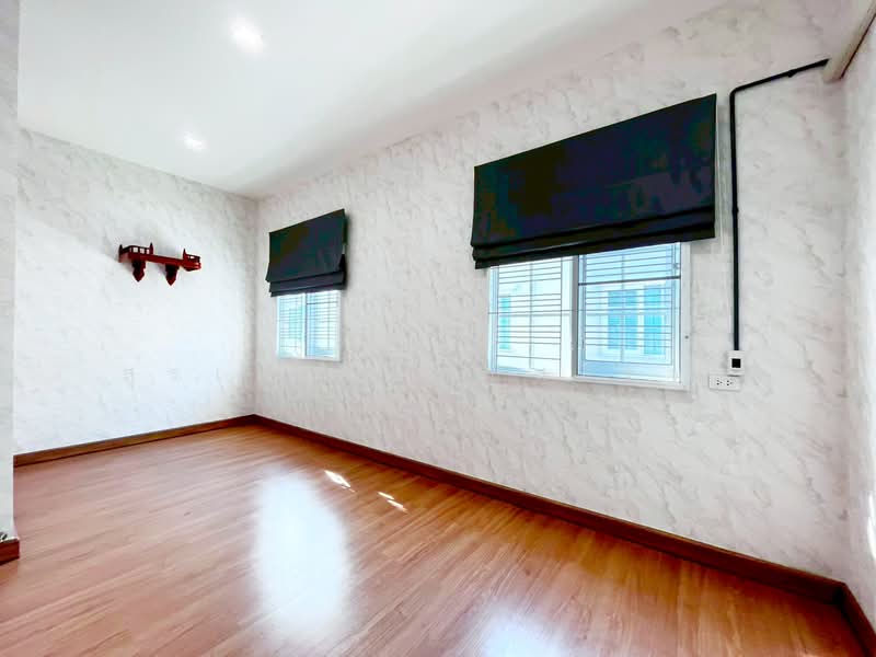 Golden Town Ramintra – Khubon, Bangkok, Soi Khubon 27, Tha Rang, Bang Khen, Bangkok, 3 Bedrooms, 65 sqm, Townhouse For Sale, by Suradej Arunsurosn, 500399983 - DDproperty.com