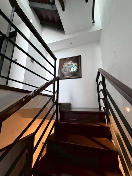 Residence Sukhumvit 65, Bangkok, Sukhumvit Road, Phra Kanong Nua, Watthana, Bangkok, 4 Bedrooms, 380 sqm, Townhouse For Sale, by HOME Real Estate Service, 500399989 - DDproperty.com