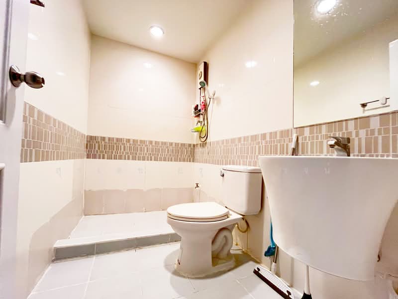 Pleno Wongwaen-Ramintra, Bangkok, Leab Khlong Song, Sam Wa Tawan Tok, Khlong Sam Wa, Bangkok, 3 Bedrooms, 80 sqm, Townhouse For Sale, by Suradej Arunsurosn, 500400016 - DDproperty.com