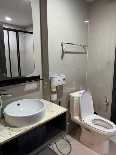 XT Huaikhwang, Bangkok, 244 Ratchadaphisek Road, Huai Khwang, Bangkok, 1 Bedroom, 35 sqm, Condo For Rent, by Farida Phetnuam, 500400061 - DDproperty.com