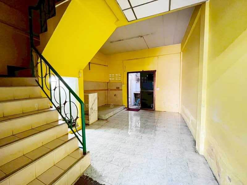 หมู่บ้าน หทัยราษฎร์พัฒนา : ซอย หทัยราษฎร์ 8, Bangkok, Bang Chun, Khlong Sam Wa, Bangkok, 2 Bedrooms, 68 sqm, Townhouse For Sale, by Suradej Arunsurosn, 500400083 - DDproperty.com