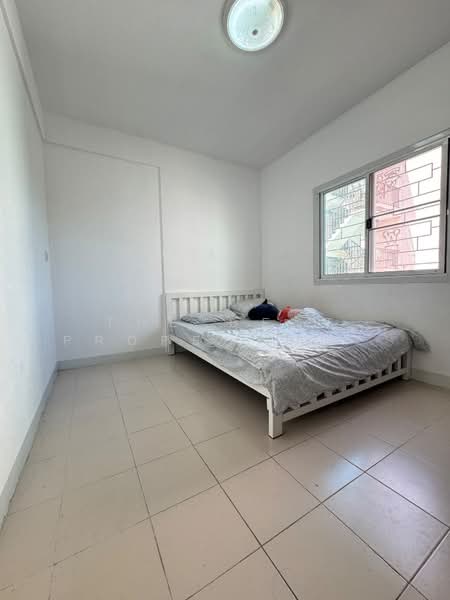 Suvarnabhumi 2 (Wat Si Warin Noi), Samut Prakan, Building 112 Suvarnabhumi 2, Bang Chalong, Bang Plee, Samut Prakan, 1 Bedroom, 33 sqm, Condo For Sale, by The Best Property ฝ้าย, 500400106 - DDproperty.com