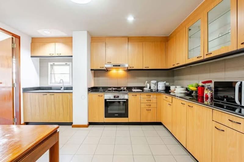 Ma Peng Seng Apartment, Bangkok, Soi Sukhumvit 31, Khlongtoei Nua, Watthana, Bangkok, 3 Bedrooms, 265 sqm, Apartment For Rent, by Sarena Choengsamor, 500400118 - DDproperty.com