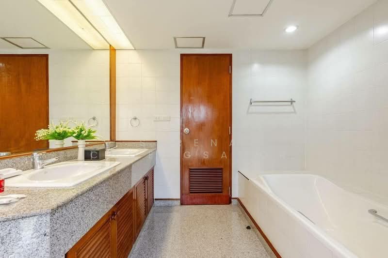 Ma Peng Seng Apartment, Bangkok, Soi Sukhumvit 31, Khlongtoei Nua, Watthana, Bangkok, 3 Bedrooms, 265 sqm, Apartment For Rent, by Sarena Choengsamor, 500400118 - DDproperty.com