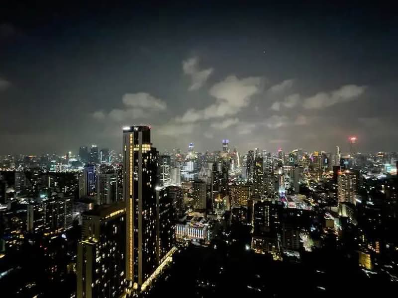 The Esse Asoke, Bangkok, 333 Soi Sukhumvit 21, Sukhumvit Road, Khlongtoei Nua, Watthana, Bangkok, 1 Bedroom, 53 sqm, Condo For Rent, by Shinyu Real Estate, 500400129 - DDproperty.com
