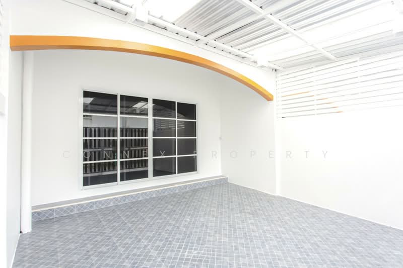 Townhouse/Townhome Sam Saen Nok, Bangkok, , Samsen Nok, Huai Khwang, Bangkok, 4 Bedrooms, 350 sqm, Townhouse For Sale, by Connex Property, 500400151 - DDproperty.com