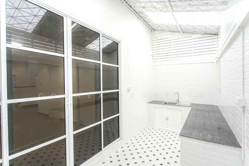 Townhouse/Townhome Sam Saen Nok, Bangkok, , Samsen Nok, Huai Khwang, Bangkok, 4 Bedrooms, 350 sqm, Townhouse For Sale, by Connex Property, 500400151 - DDproperty.com