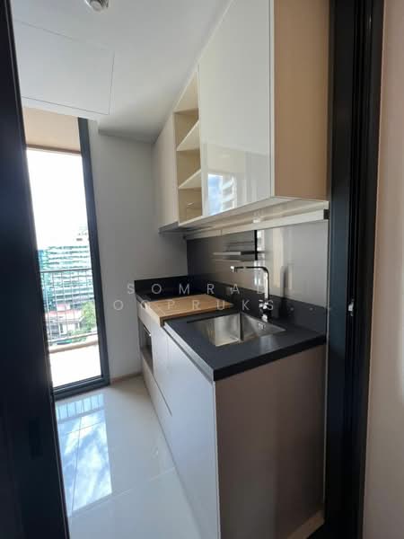 Oka Haus Sukhumvit 36, Bangkok, 3399 Rama 4 Road, Khong Tan, Khlong Toei, Bangkok, 1 Bedroom, 34 sqm, Condo For Sale, by Somrad Phoopruksachart, 500400172 - DDproperty.com