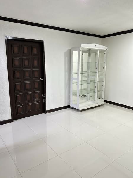 House Bang Lamphu Lang, Bangkok, เจริญนคร, Bang Lam Phu Lang, Khlong San, Bangkok, 5 Bedrooms, 200 sqm, Single Detached House For Sale, by Connex Property, 500400195 - DDproperty.com