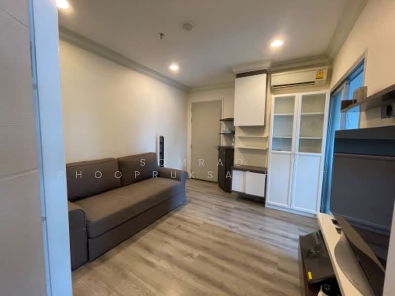 Centric Sathorn-St Louis, Bangkok, Sathorn Nua Road, Yan Nawa, Sathon, Bangkok, 1 Bedroom, 35 sqm, Condo For Rent, by Somrad Phoopruksachart, 500400213 - DDproperty.com