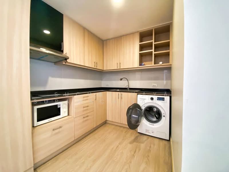39 Suites, Bangkok, Sukhumvit 39, Khlong Tan Nua, Watthana, Bangkok, 2 Bedrooms, 65 sqm, Condo For Rent, by Suchatchaya Supawachiranant, 500400219 - DDproperty.com
