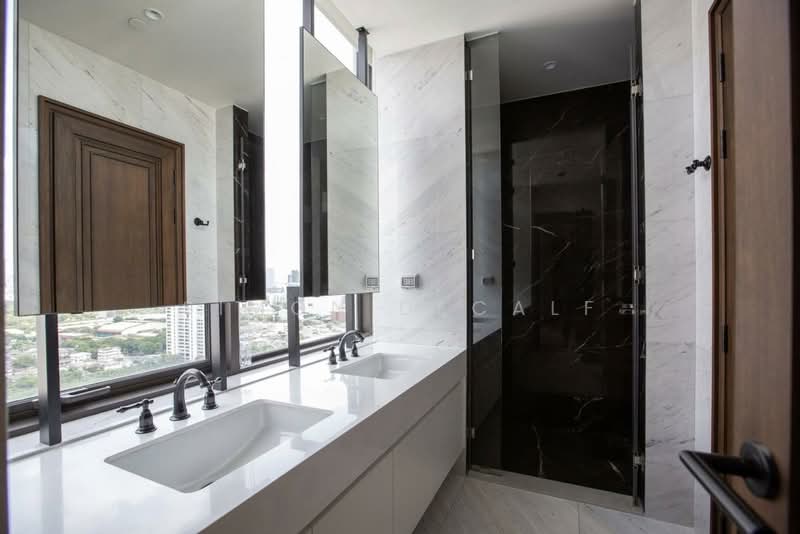 Muniq Langsuan, Bangkok, Soi Tonson, Lumphini, Pathum Wan, Bangkok, 3 Bedrooms, 280 sqm, Condo For Sale, by Simon Decalf, 500400226 - DDproperty.com