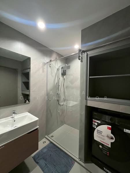 IDEO Sukhumvit Rama 4, Bangkok, Soi Sukhumvit 44, Sukhumvit Road, Phra Kanong, Khlong Toei, Bangkok, 1 Bedroom, 30 sqm, Condo For Rent, by Sarena Choengsamor, 500400232 - DDproperty.com