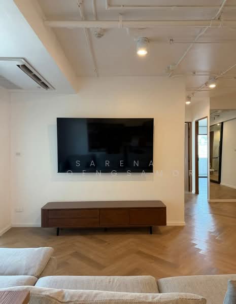 Richmond Palace, Bangkok, Soi Sukhumvit 43 Sukhumvit Road, Khlong Tan Nua, Watthana, Bangkok, 3 Bedrooms, 143 sqm, Condo For Rent, by Sarena Choengsamor, 500400252 - DDproperty.com