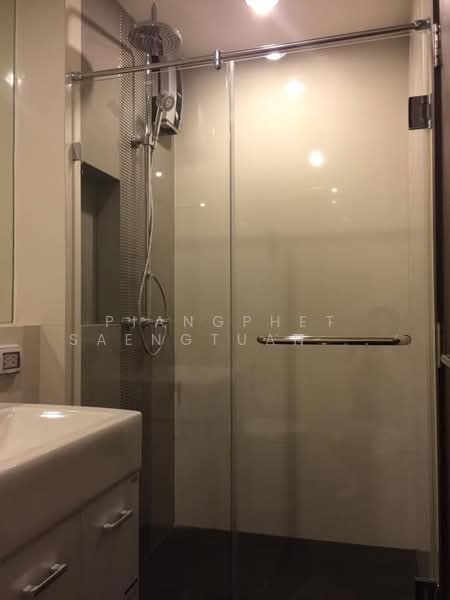 Rhythm Sathorn-Narathiwas, Bangkok, 651 Naradhiwas Rajanagarindra Road, Thung Maha Mek, Sathon, Bangkok, 2 Bedrooms, 60 sqm, Condo For Rent, by Piangphet Saengtuangkit, 500400264 - DDproperty.com