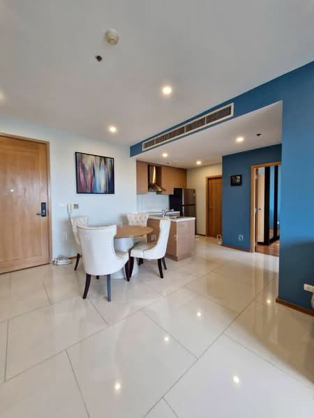 The Emporio Place, Bangkok, 93 Soi Sukhumvit 24, Sukhumvit Road, Khong Tan, Khlong Toei, Bangkok, 1 Bedroom, 65 sqm, Condo For Rent, by วรกร สิทธิลู่ตระกูล, 500400290 - DDproperty.com