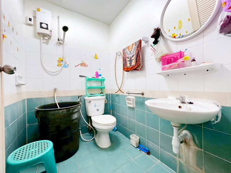 Baan Pruksa 20 Lumlukka Klong 2, Pathum Thani, Soi Lam Luk Ka 11, Khu Khot, Lam Luk Ka, Pathum Thani, 4 Bedrooms, 141 sqm, Townhouse For Sale, by Suradej Arunsurosn, 500400301 - DDproperty.com