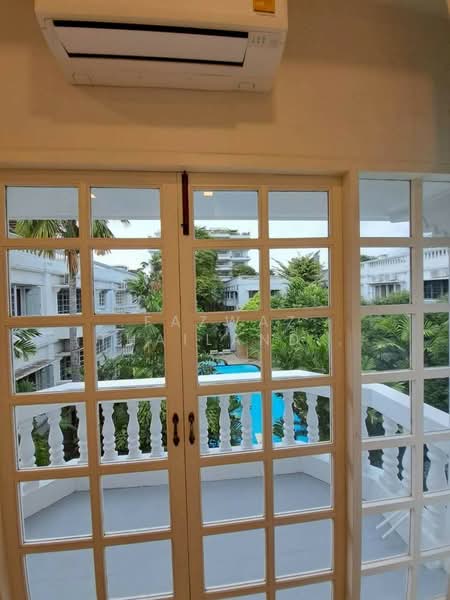 Prompak Place, Bangkok, Khlong Tan Nua, Watthana, Bangkok, 4 Bedrooms, 156 sqm, Townhouse For Rent, by Fazwaz (Thailand) Co., Ltd., 500400313 - DDproperty.com